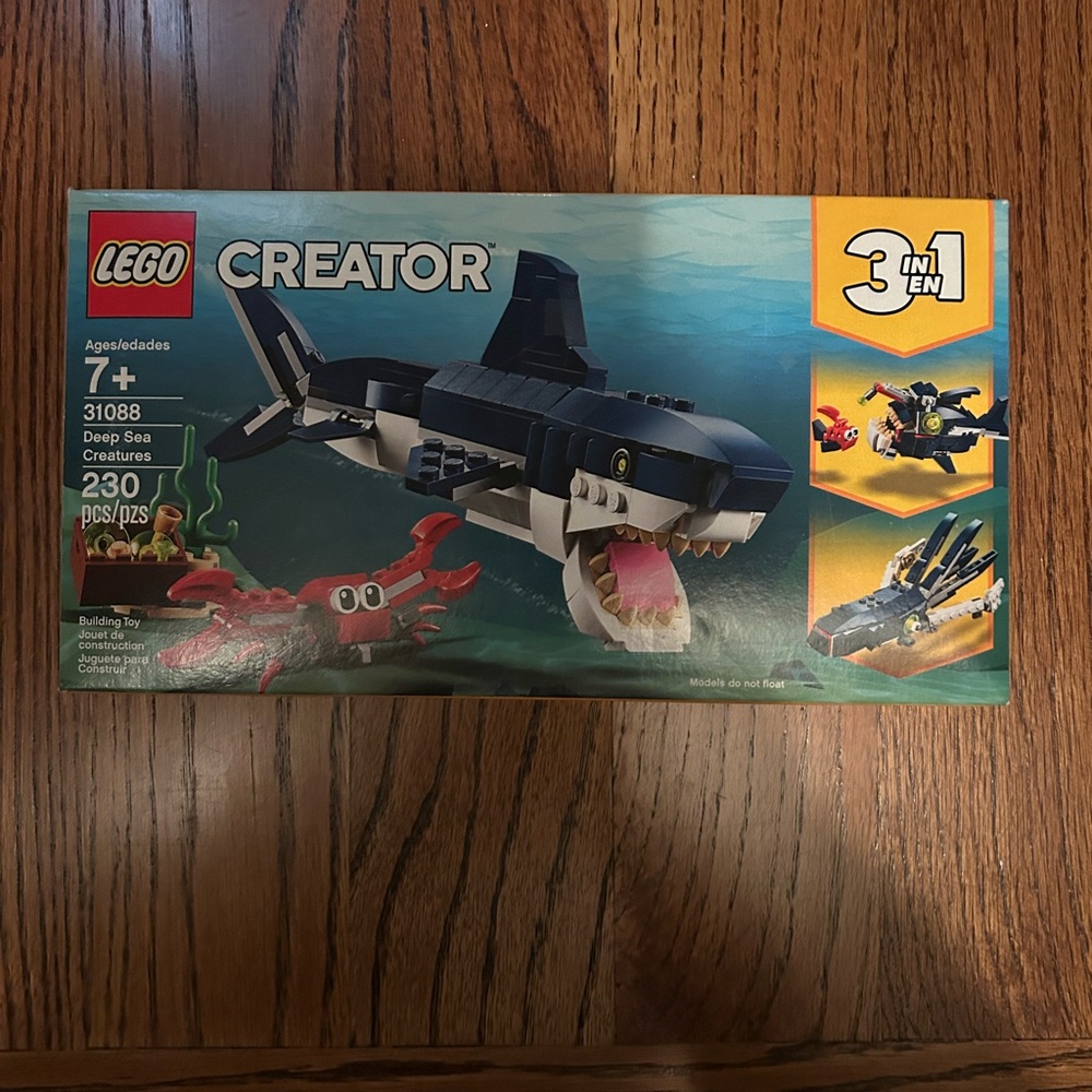 LEGO Creator 3-in-1 Ocean Adventure Set - Like New